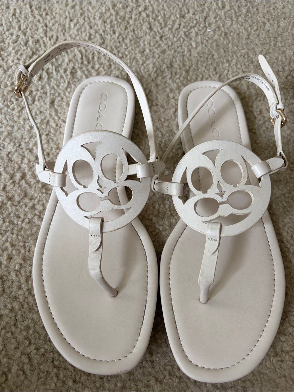 Coach White Leather Logo Cutout Thong Sandals